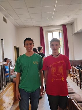 photo_5911297948187216420_y