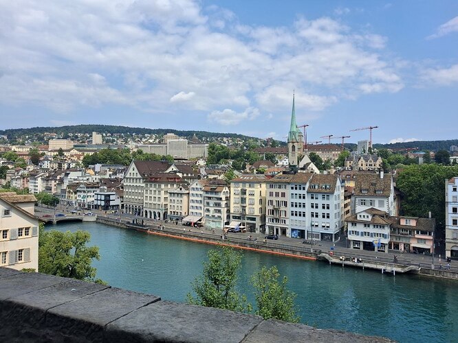 Panorama con gru1